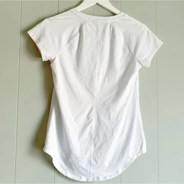 All in Motion White Rear Pleated Curved Tee XS - Image 2