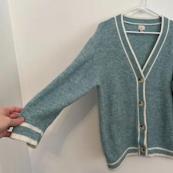 A NEW DAY Button Front Cardigan Light Blue White Varsity Stripe Preppy Sweater M - Image 8