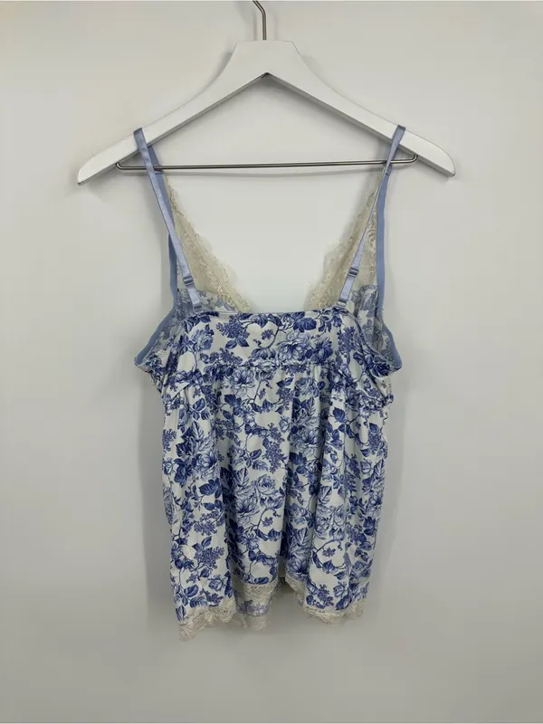 Laura Ashley Blue Floral Lace V Neck Camisole Top Size Large Fairy - Image 2