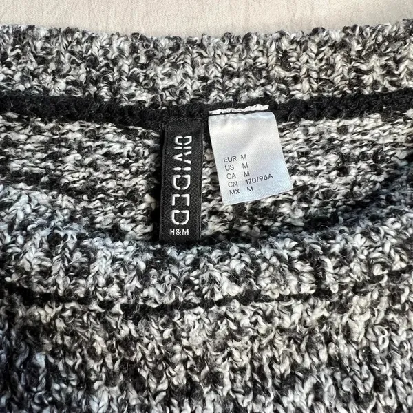 H&M Divided Black Marled Knit Pullover Crop Sweater Size M Long Sleeve - Image 9