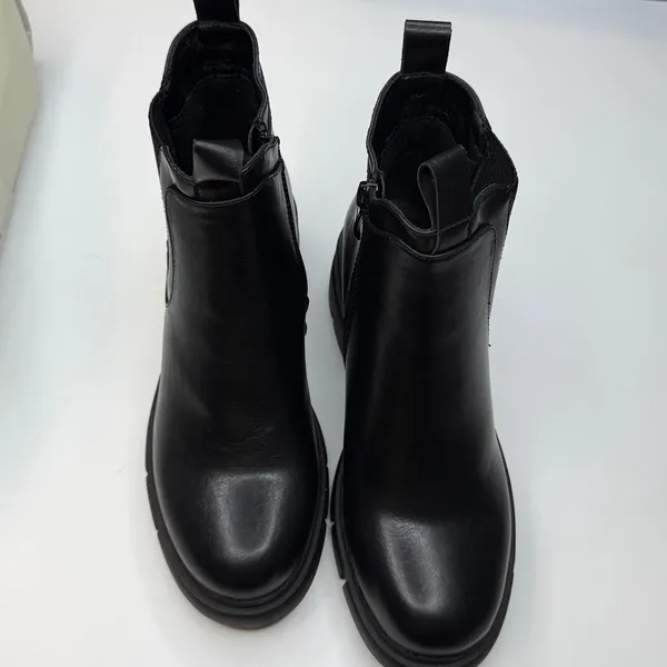GC Good Choice Shoes William Chelsea Boot- Size 8.5 - Image 3