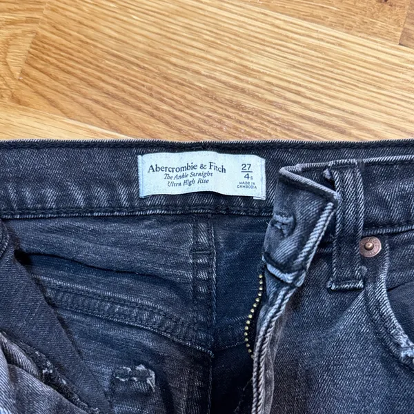 Abercrombie & Fitch Charcoal Denim Jeans - Image 2