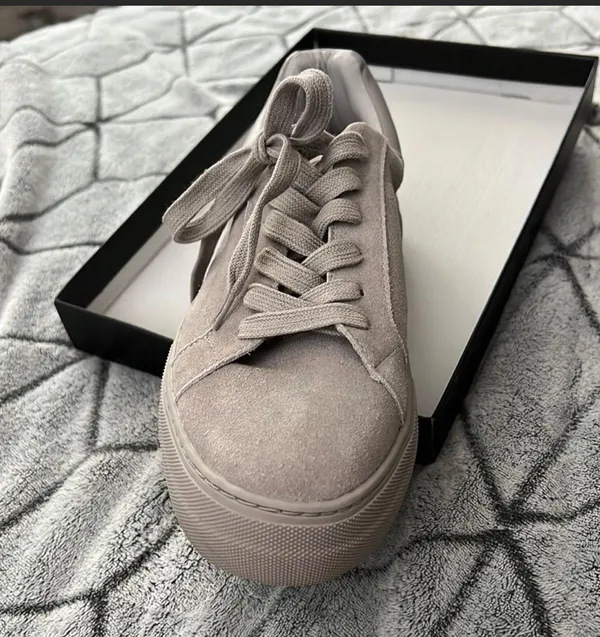 Steve Madden x Winnie Harlow All Now Grey Suede Sneakers - Image 4