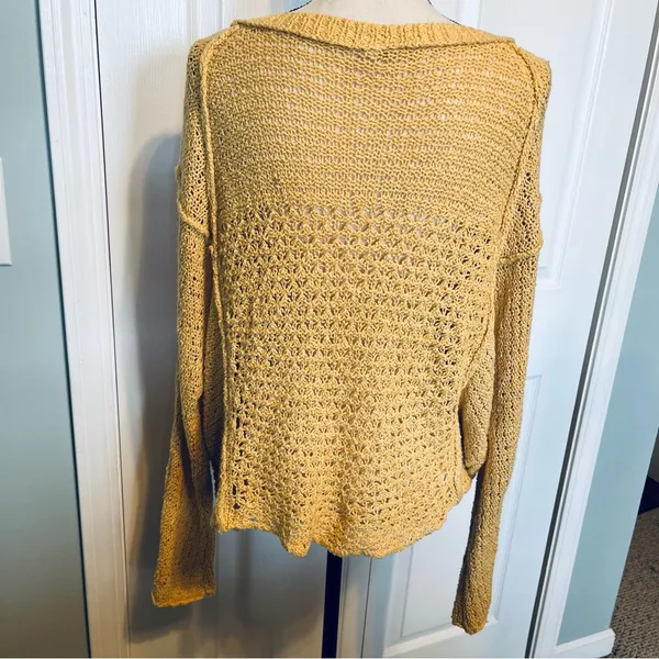 Free‎ People Womens Size XS Yellow Oversized Knit Sweater V-neck Boho *FLAWED* - Image 10