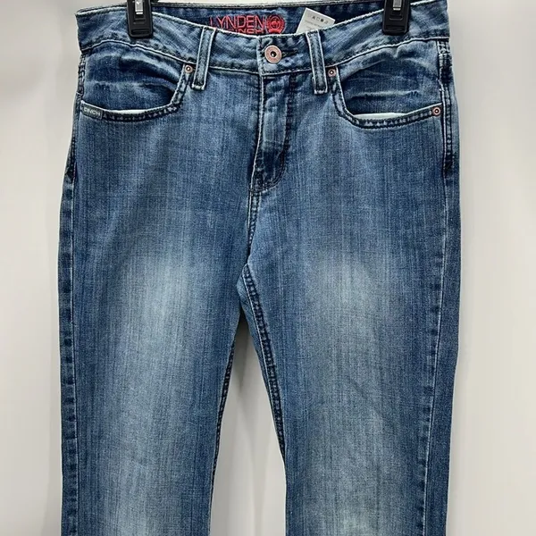 Cinch Lynden moderate rise medium wash jeans size 28 - Image 2