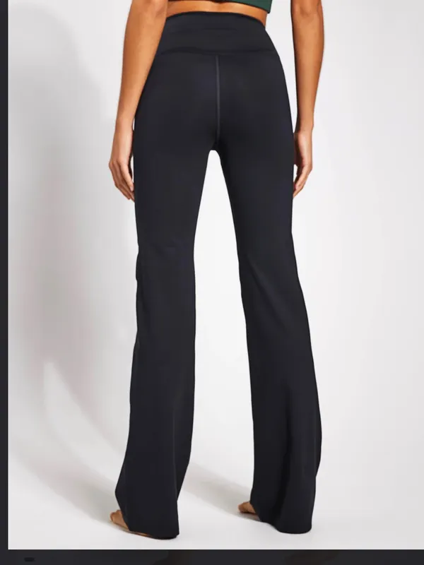 Girlfriend Collective Compressive Flare Legging - Black Size Large - Image 2
