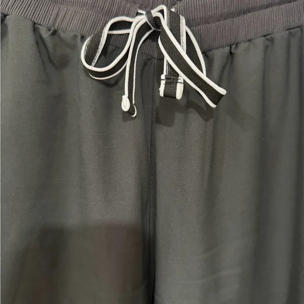 Dolan Stylish Hospital Medical Doctor Nursing Pants with Multiple Pockets - Image 3