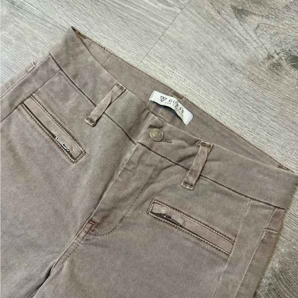 •GUESS• MOTO SKINNY JEANS - Image 6