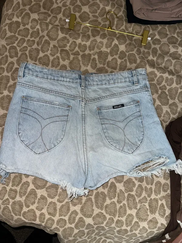 Rollas Light Wash Denim Shorts  - Image 3
