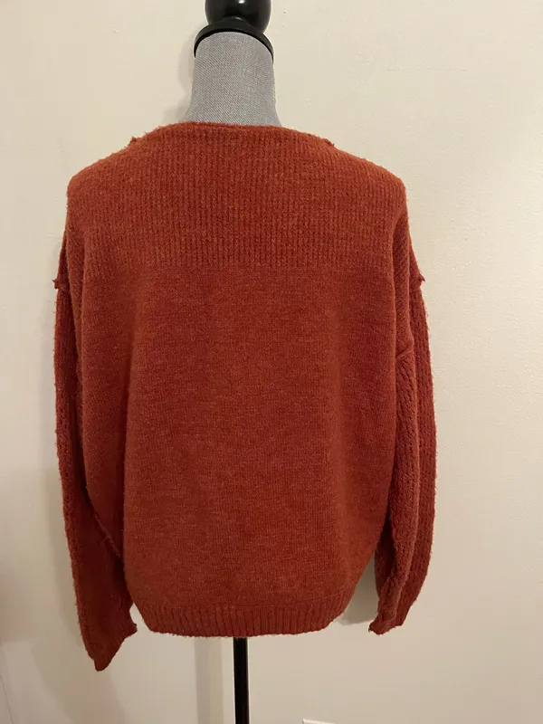 Free People Sweater Oversized Knit V-Neck. Size L - Image 8