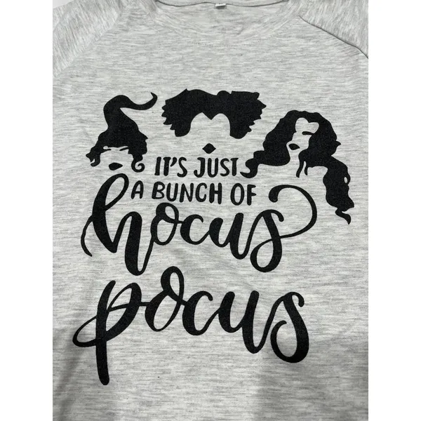 NWOT! HOCUS POCUS Crew neck grey size medium - Image 2