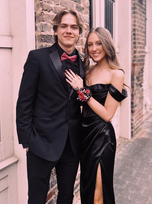black prom dress Size 0 - Image 3