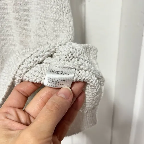 Moth Anthropologie White Oversized crochet white sweater size XS - Image 5