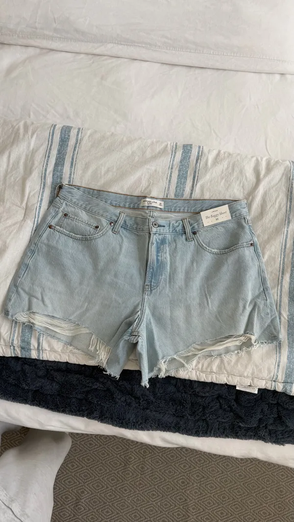 Abercrombie Baggy A-Line Denim Shorts - Image 2