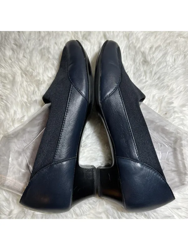 Sofft Women's Size 7.5W Black Leather Square Toe Casual Comfort Slip On Shoes - Image 3