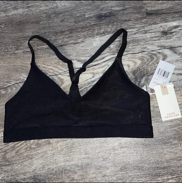 Good American Workout Outfit - Image 5