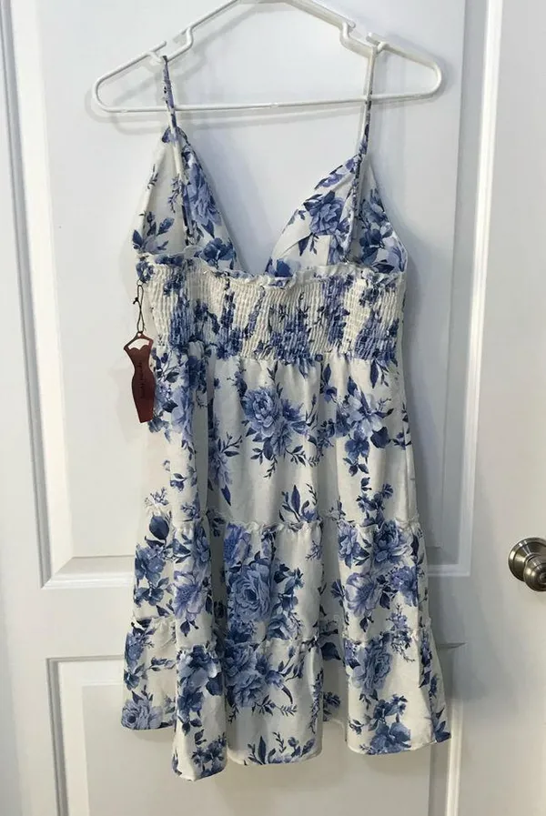Haute Monde White/Blue Floral Sundress Size Large NWT - Image 2