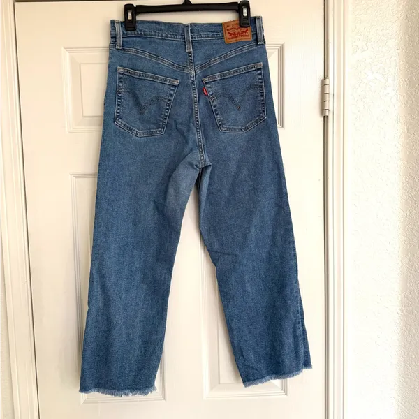 Levi’s Ribcage‎ Straight Ankle High Waist Jeans Size 29 - Image 4