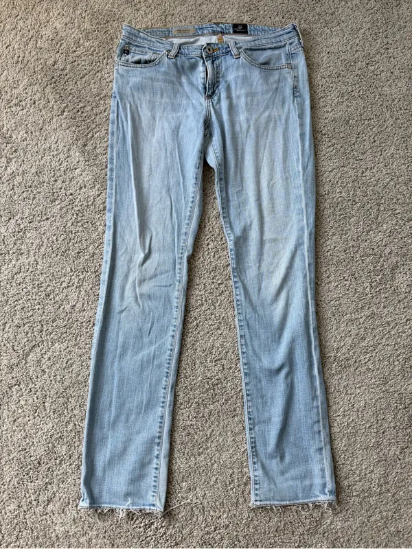 AG Adriano Goldschmied The Stevie Light Wash Slim Straight Size 28 - Image 2