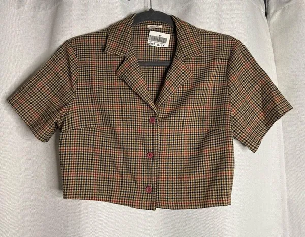 John Galt Brown by Brandy Melville Red Plaid Collared Crop Top Medium - Image 5