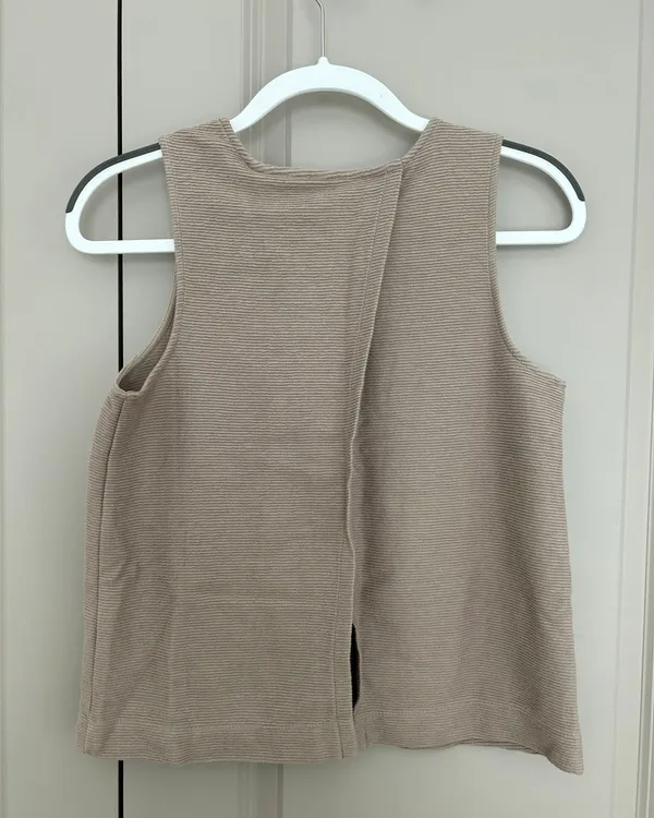 Neutral Tank - Image 2