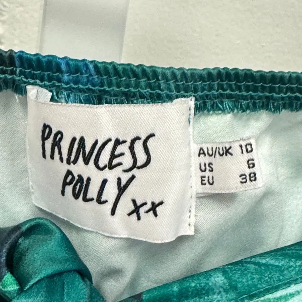 Princess Polly Satin Floral Halter Knot Front Crop Top Size 6 Garden Party - Image 4