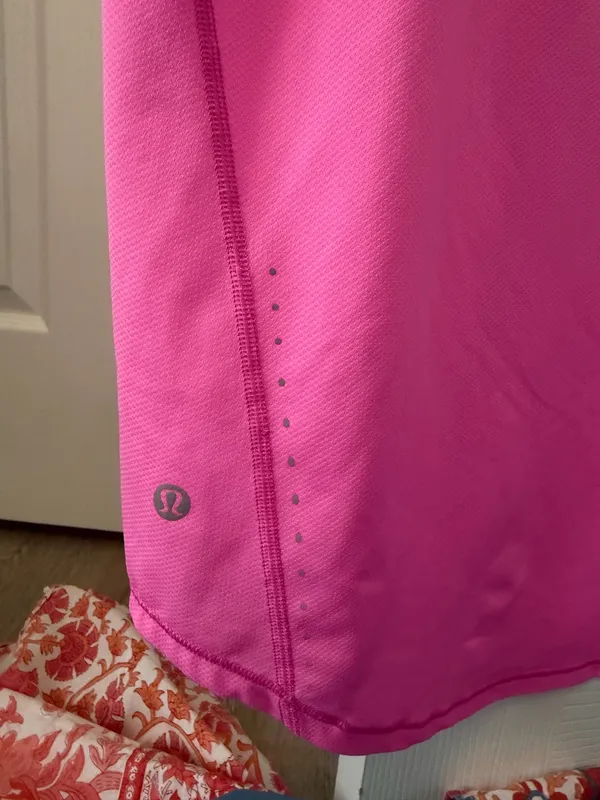 Lululemon Short Sleeve Top - Image 6