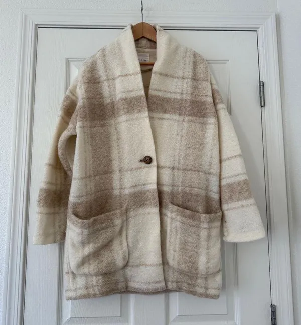 NWOT Aritzia Wilfred Free Off Duty Wool Coat Large fits small - Image 3