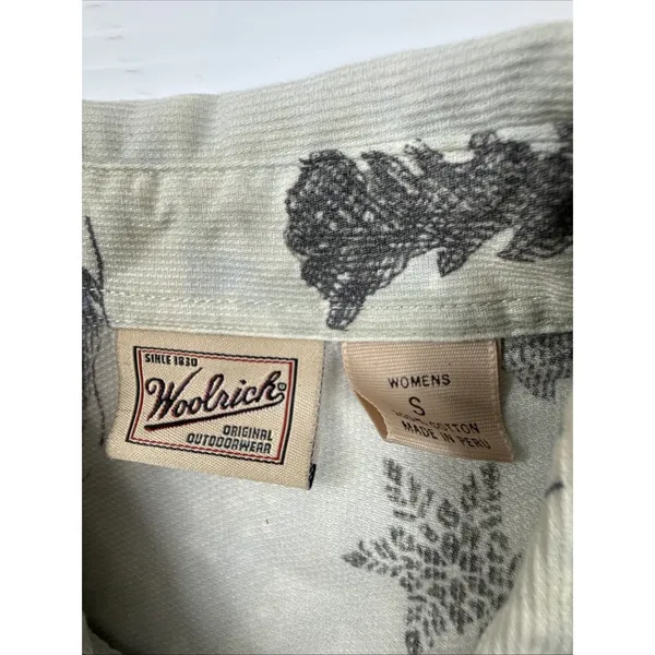 Woolrich Women's Long Sleeve Button-Up Corduroy Shirt Snow Bear Print Size S - Image 2