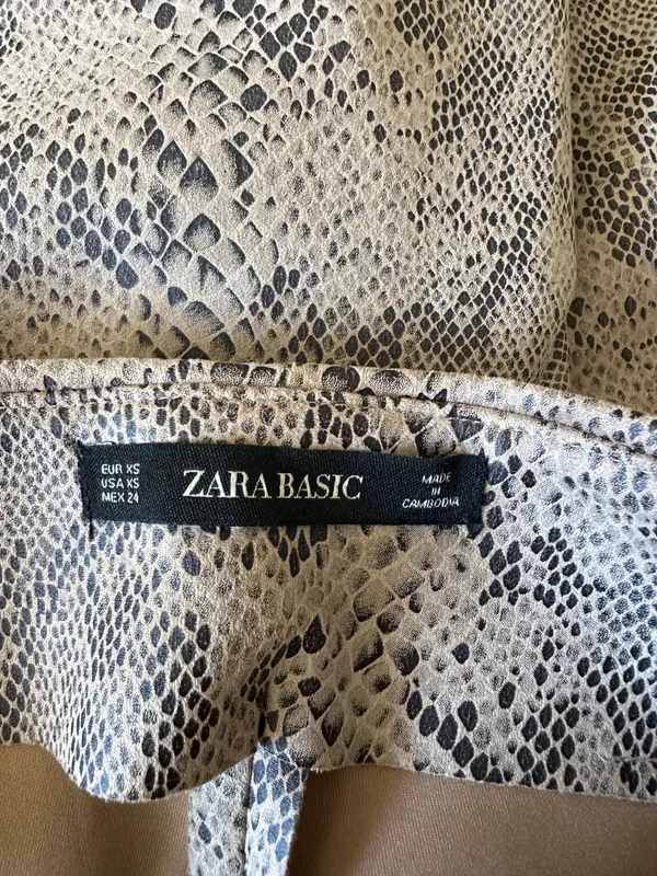 Zara Animal Print Skort - Image 4