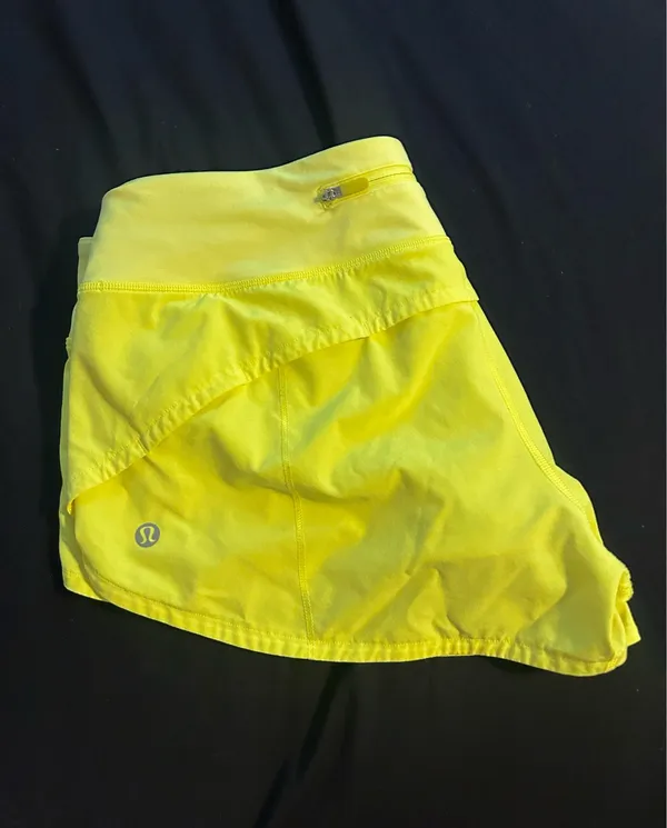 Lululemon Neon Speed up shorts, low rise 2.5” yellow - Image 2
