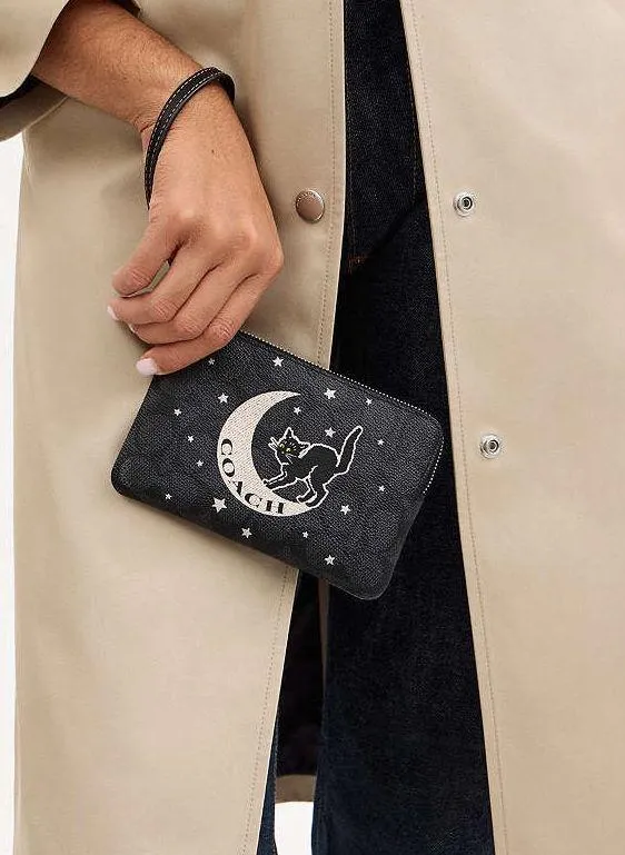 Coach NWT Signature Corner Zip Wristlet with Halloween Graphic Cat - Image 7