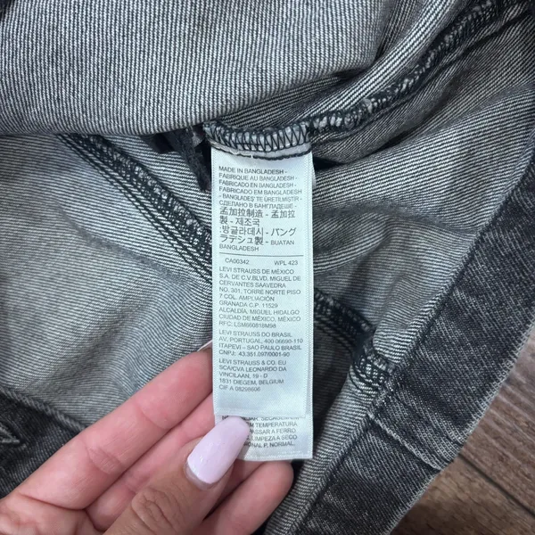 NWT Levi’s Y2K Black Acid Wash Denim Dress Women's Small Button Front Sleeveless - Image 10