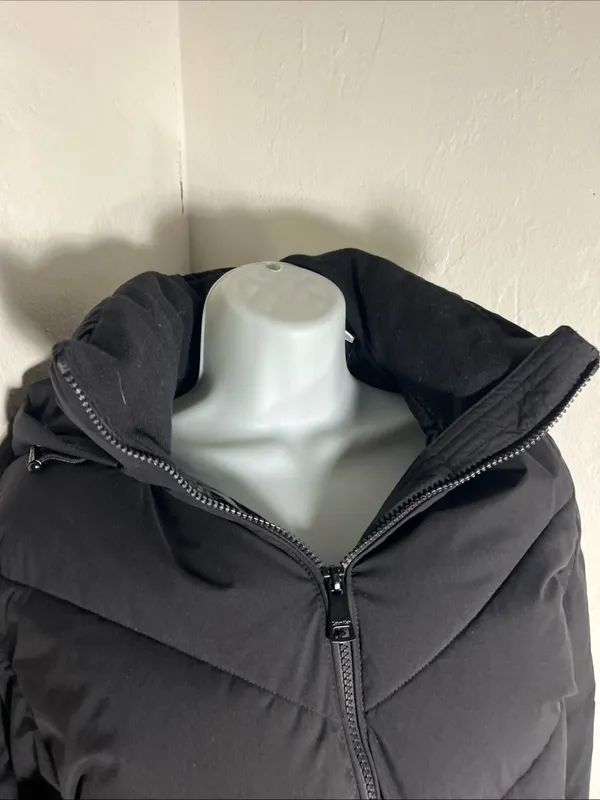 Calvin Klein Women's Black Puffer Coat with Hood Classic retail $400 - Image 3