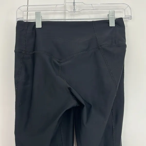 Nike XS Black Dri-Fit Ankle Leggings with Waist Key Pocket - Image 4