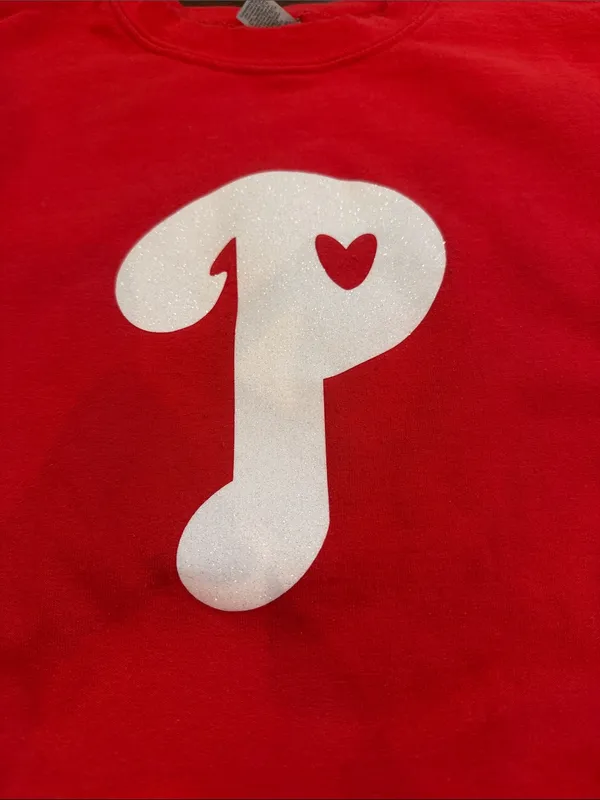 Gildan Red Phillies Crewneck Sweatshirt Size Large - C11-444 - Image 3