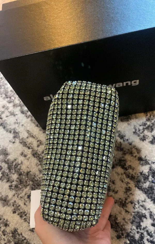 Heiress Medium Pouch - Image 4