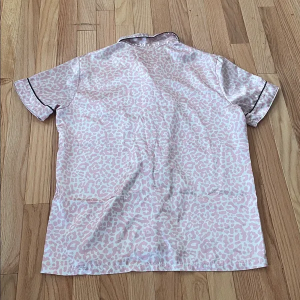 Button Up Pajama Top Womens Small Pink Black Leopard Print Coquette Feminine - Image 7