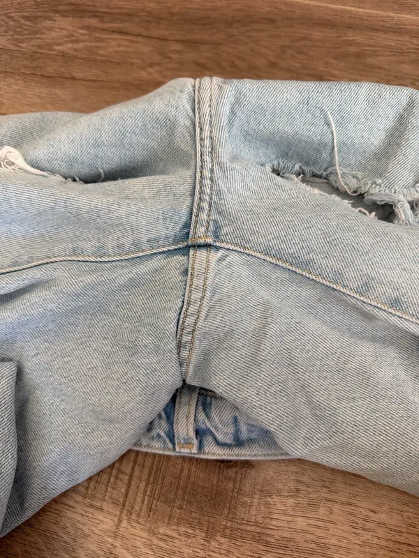 Forever 21 Light Blue High-Rise Straight Jeans - Image 6