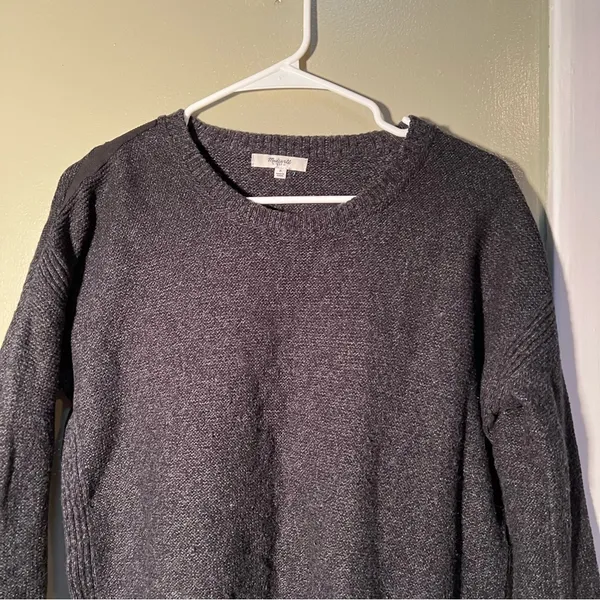 Madewell Women's Size Small Suede Stripe Texture Sweater‎ Dark Gray Crewneck - Image 3