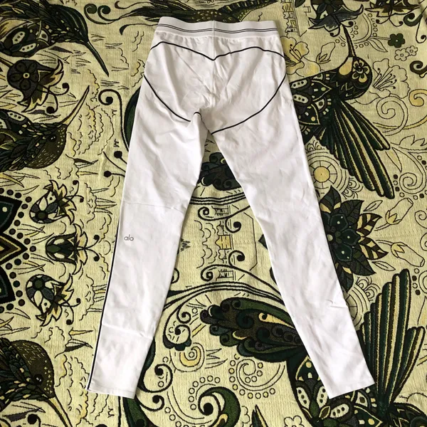 Alo Yoga Airbrush High-Waist Heart Throb Legging White/Black M - Image 7