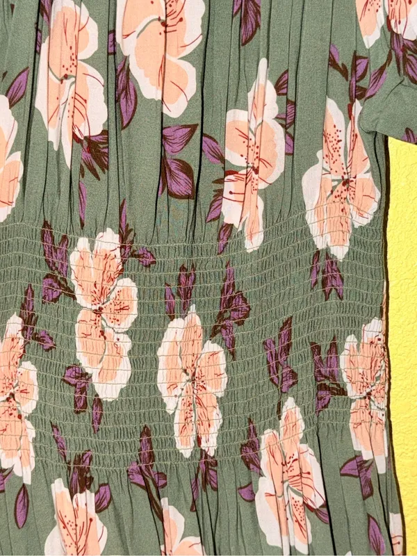 Olive Green Floral Maxi Dress with Puff Sleeves - Image 9