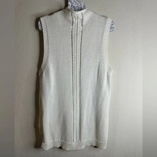Aerie cream mock neck sweater vest size large NWT - Image 3