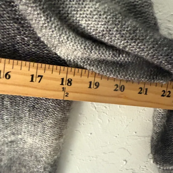 The Limited Scandal Collection Gray Fringe Knit Cardigan Sweater Wool‎ Blend - Image 7