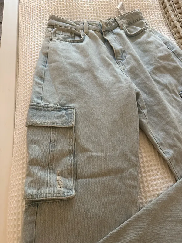 ZARA Baggy Cargo Jeans - Image 2