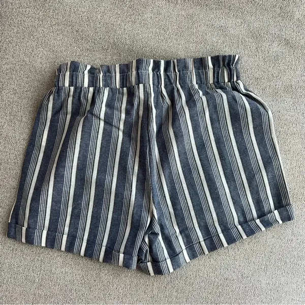 PacSun Blue and White Striped Shorts Size Small - Image 2