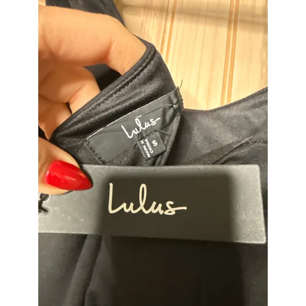 NWT Lulus Samai Black Cap Sleeve Bodycon Midi Dress Party Holiday Dinner Size S - Image 6
