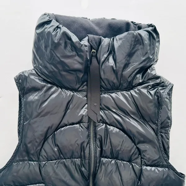 Lululemon Fluffin Awesome Goose Down Vest Shine Black Size 6 Puffer Winter Ski - Image 4