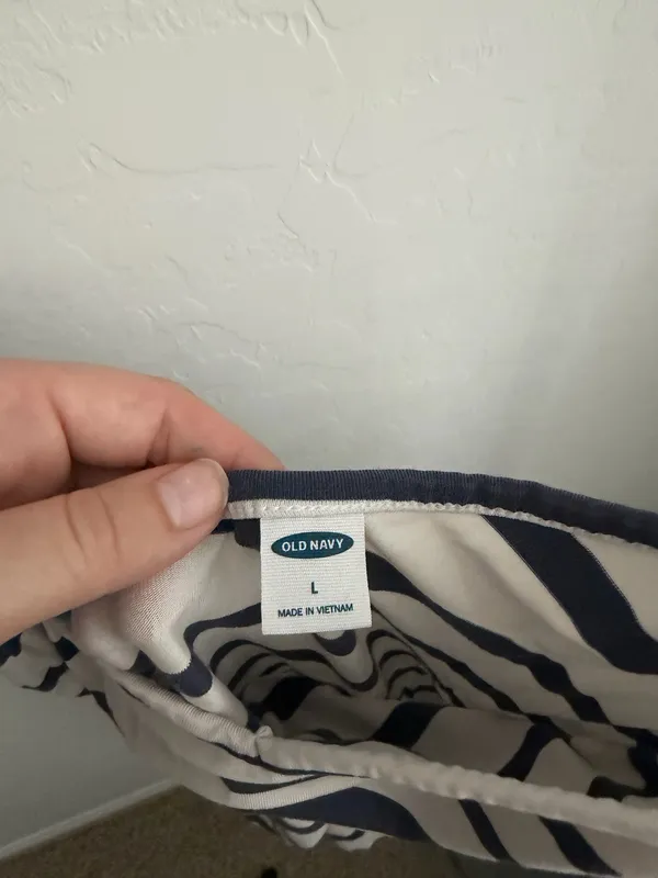 Old Navy Tank Top - Image 2