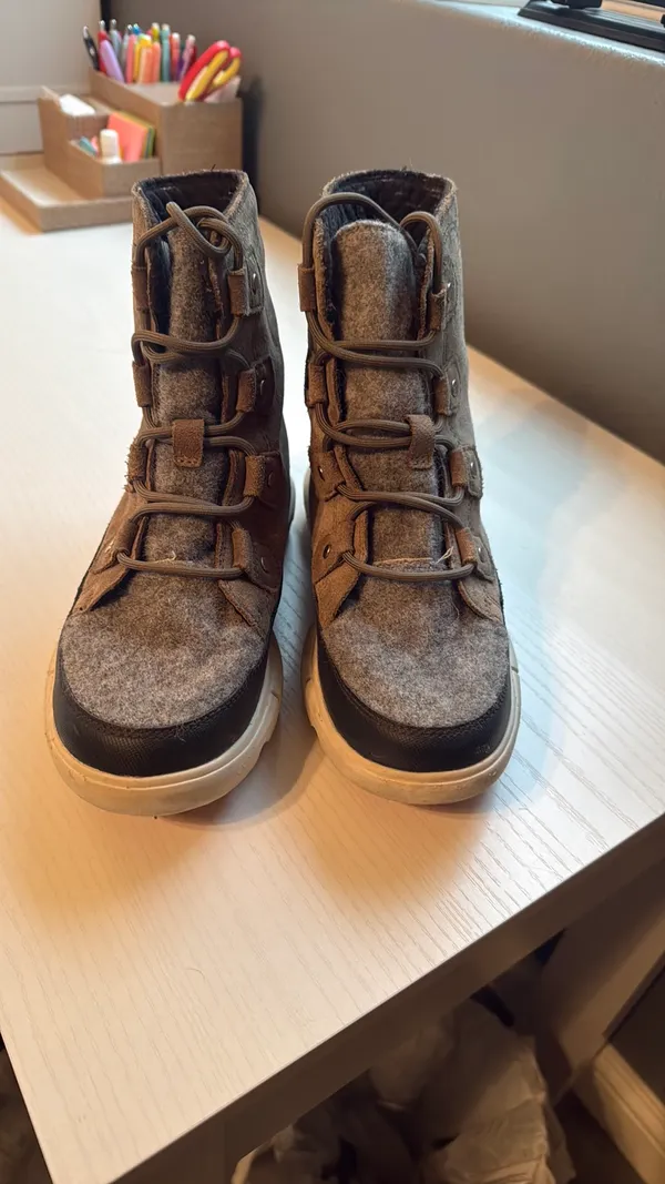 Sorel Boots - Image 4